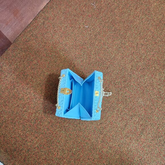 Vintage Made In Hong Kong Blue Vinyl Woven Bag - Picture 5 of 8